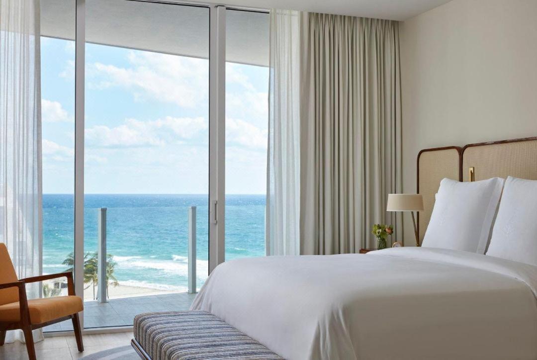 Four Seasons Hotel And Residences 劳德代尔堡 外观 照片