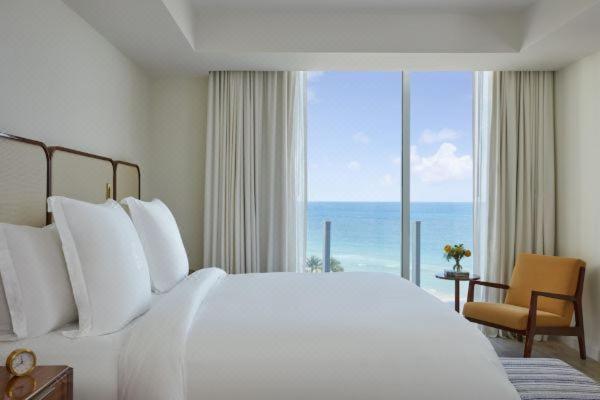 Four Seasons Hotel And Residences 劳德代尔堡 外观 照片