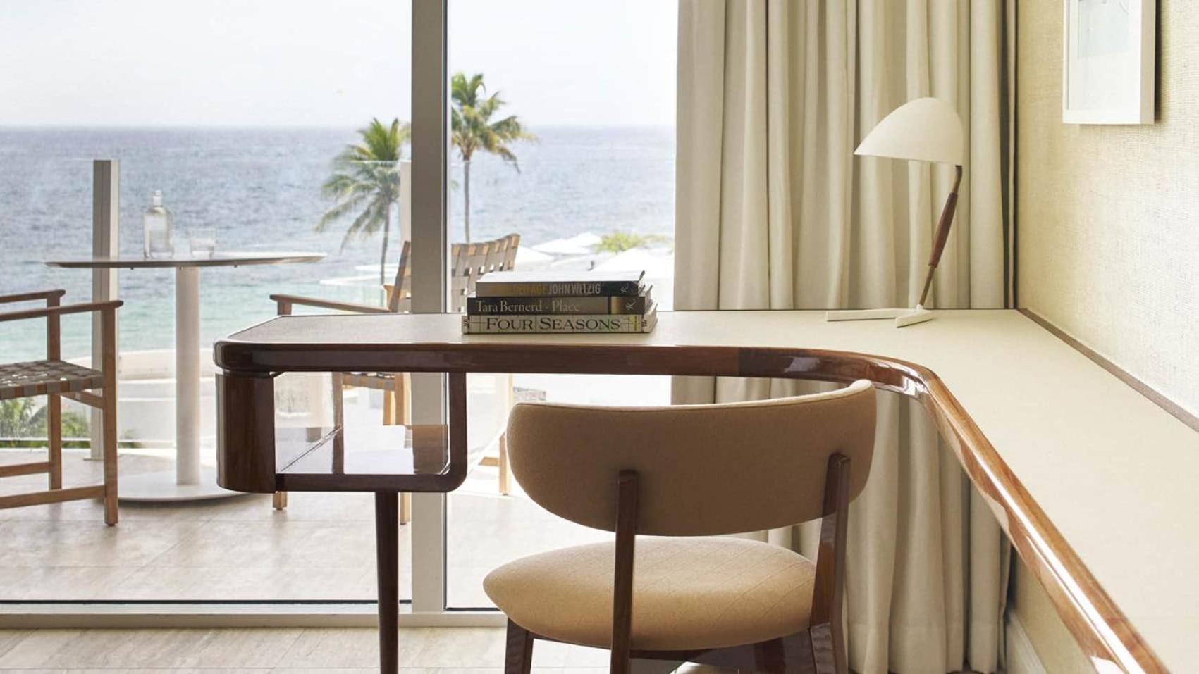 Four Seasons Hotel And Residences 劳德代尔堡 外观 照片